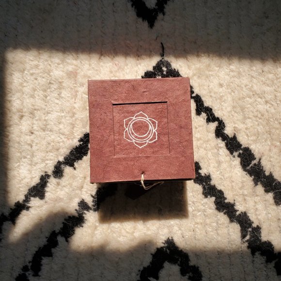 Tibetan Singing Bowl w/ Boho Box - Picture 3 of 5